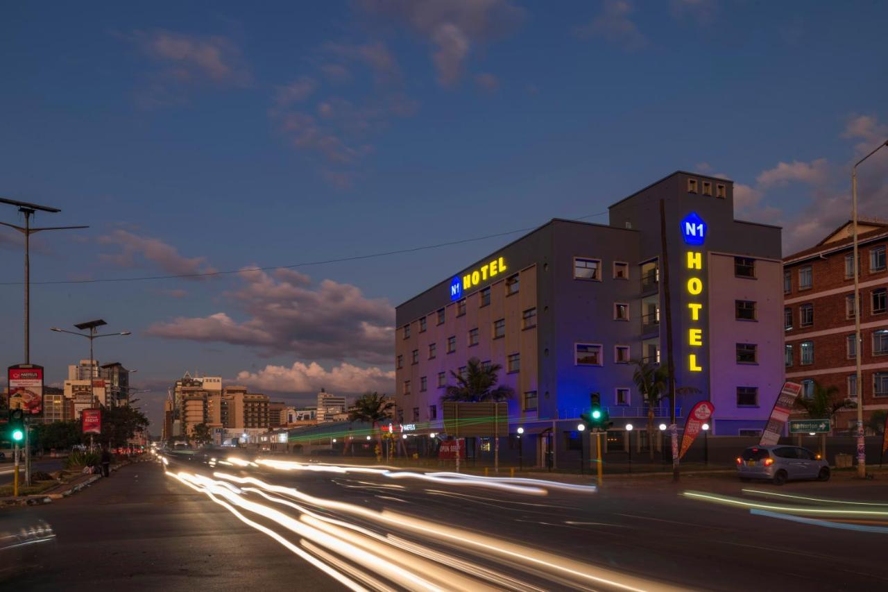 N1 Hotel Rotten Row Harare Exterior photo